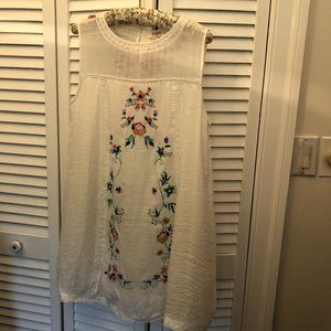 umgee white dress embroidered sleeveless, S